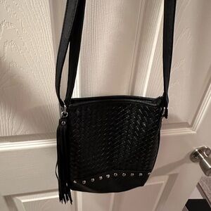 Women’s shoulder side bag, all black silver studs